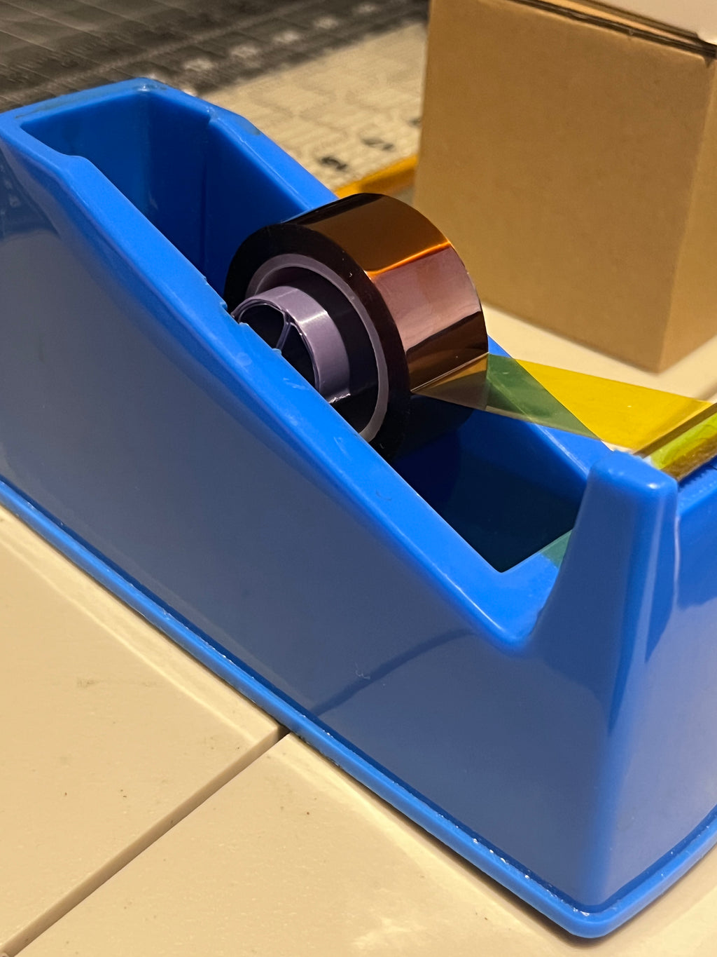 3D printed replacement roller for HTVRONT tape dispenser.